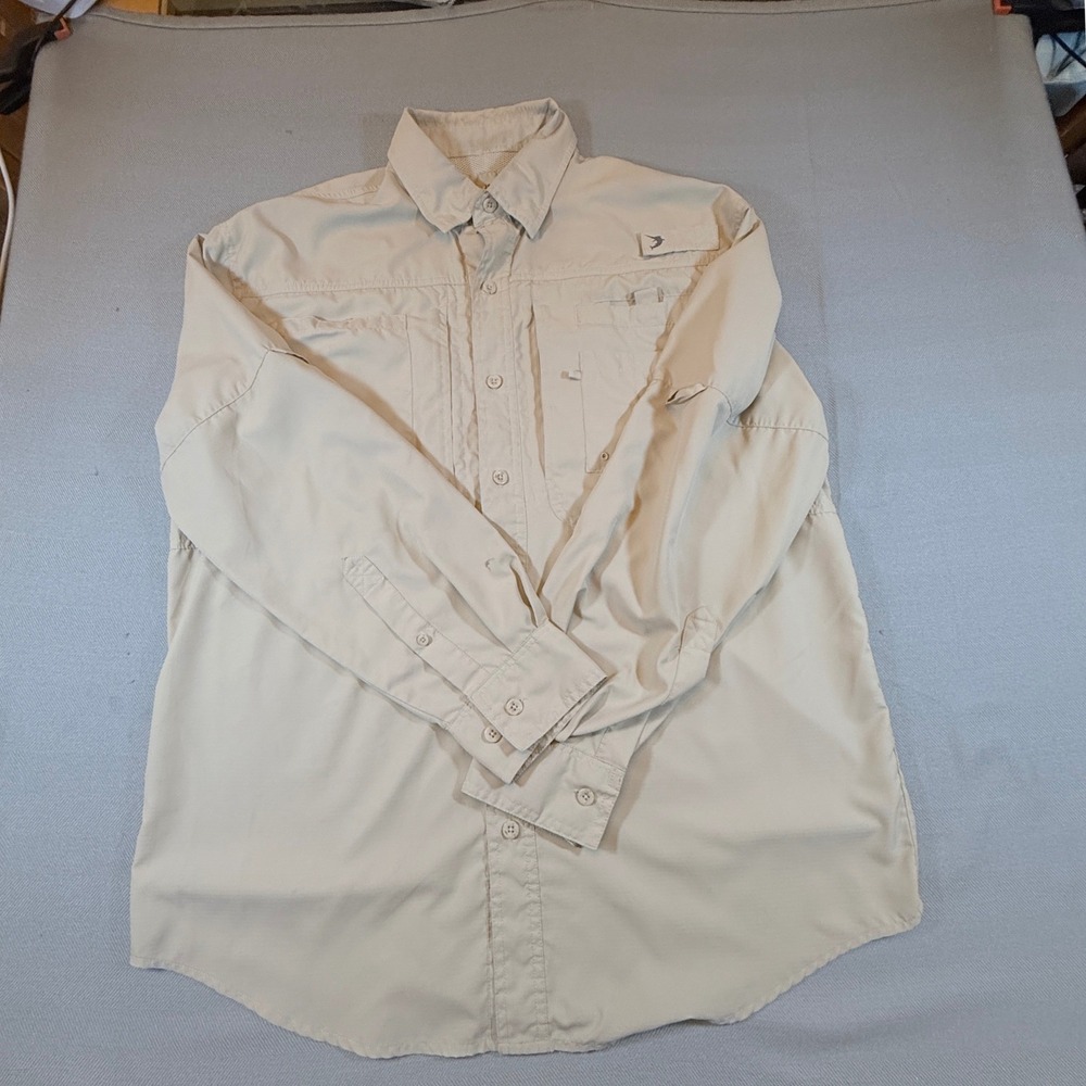 Reel Legends Mens Fishing Shirt Medium Tan Khaki Vented Long Sleeve Button Down
